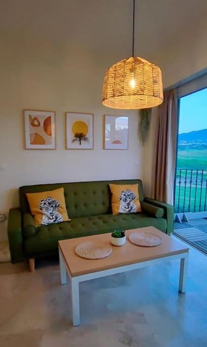 Апартаменти Sol Poniente House Алаурін-де-ла-Торре Екстер'єр фото
